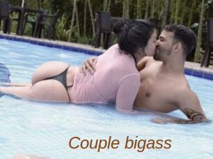Couple_bigass