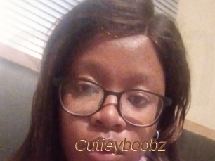 Cutieyboobz
