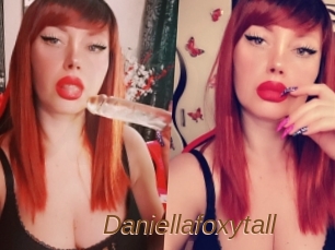 Daniellafoxytall