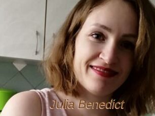 Julia_Benedict