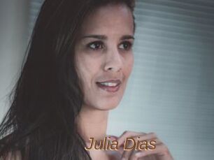 Julia_Dias