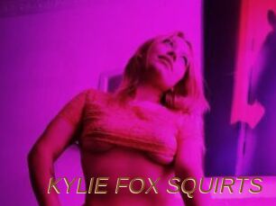 KYLIE_FOX_SQUIRTS
