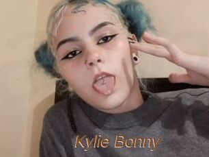 Kylie_Bonny