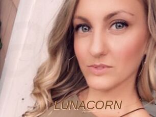LUNACORN