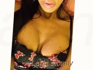 Layla_stormy