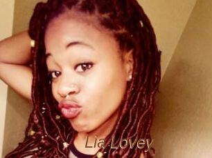 Lia_Lovey
