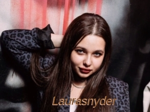 Laurasnyder