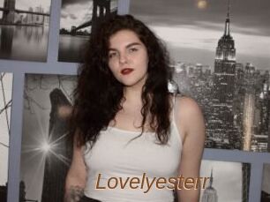 Lovelyesterr
