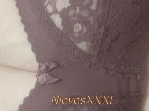 NievesXXXL
