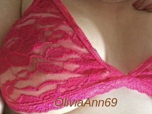 Olivia_Ann_69